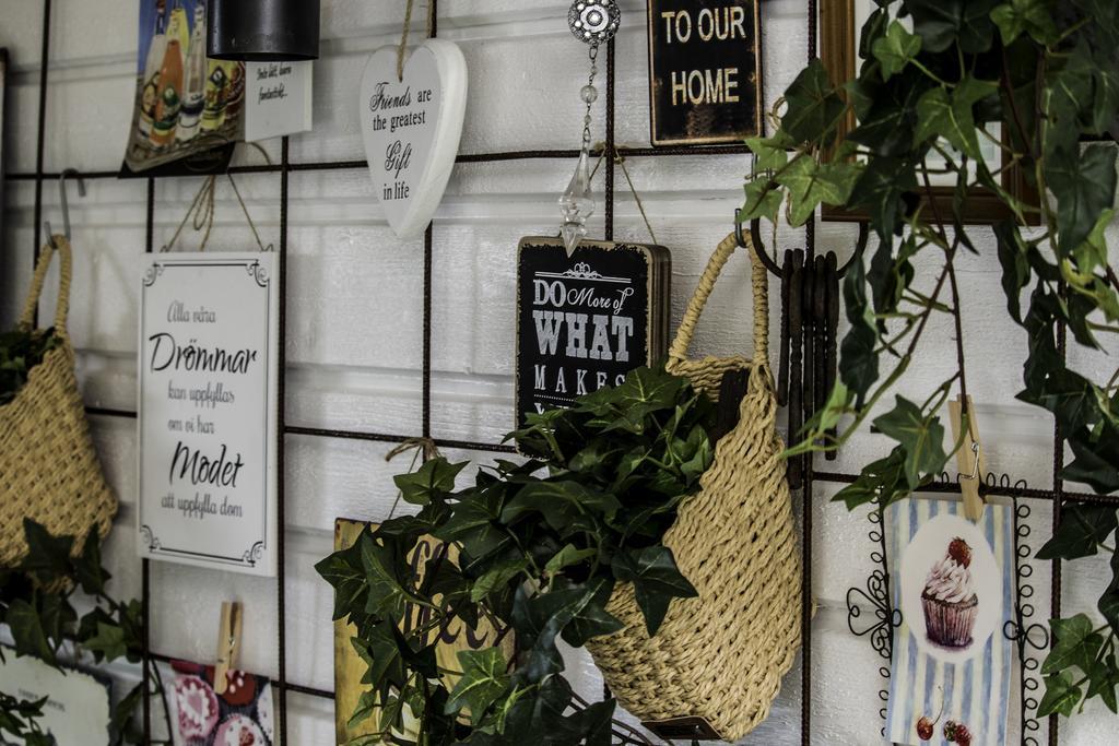 Stall Haellarp